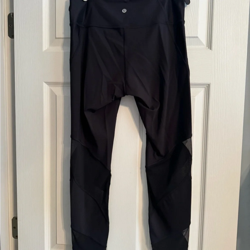 Lululemon Black High-Waisted Mesh Leggings 10, 28” - Picture 3 of 6